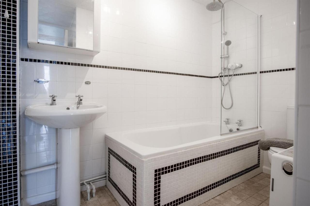 Captains Walk - 4 Bedroom Apartment - Saundersfoot Exterior foto